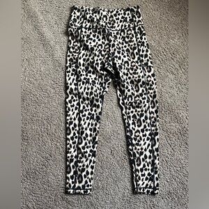 Victoria’s Secret Leopard Leggings